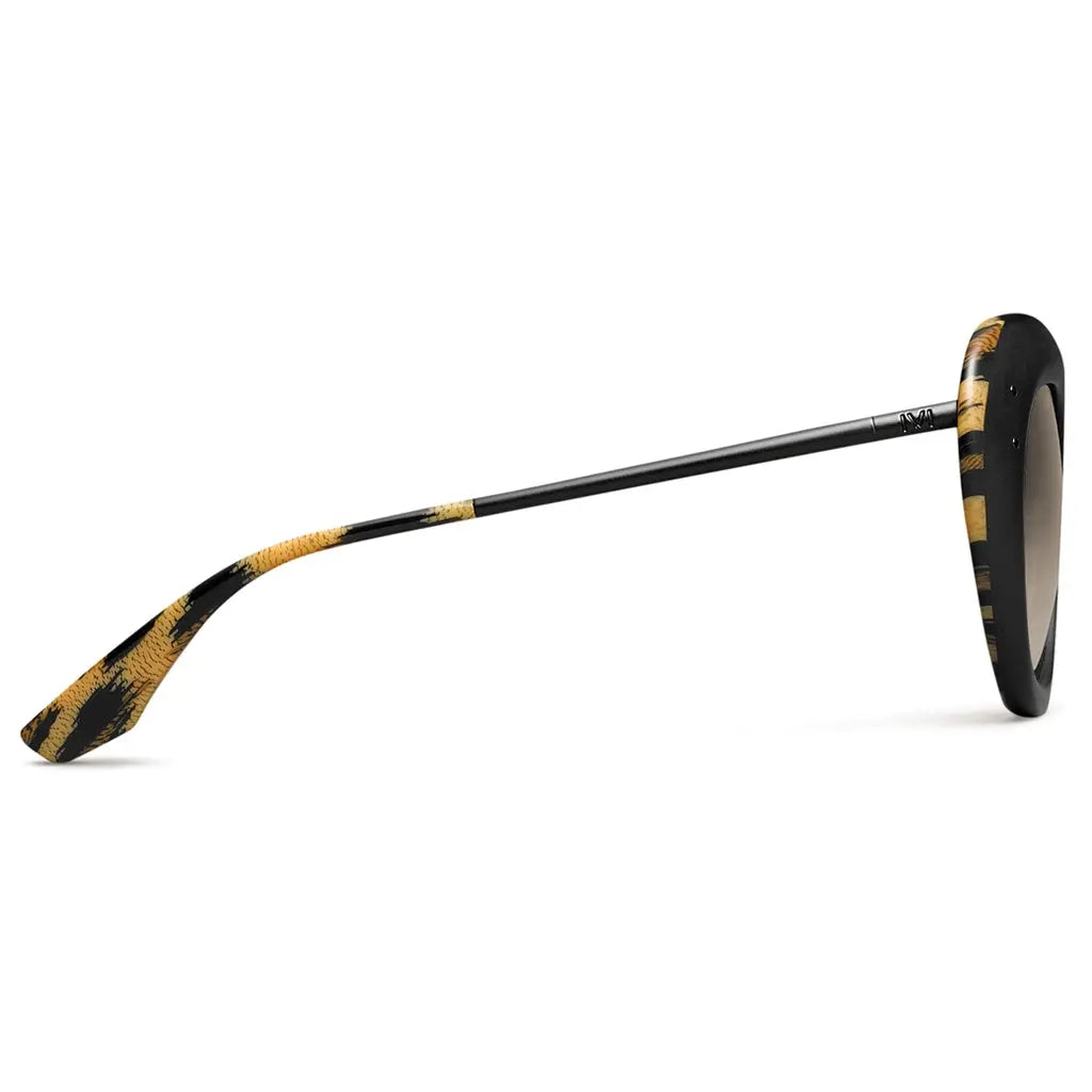 Faye: Matte Black - Polished Leopard / Bronze Gradient Lens - Get it from Bo
