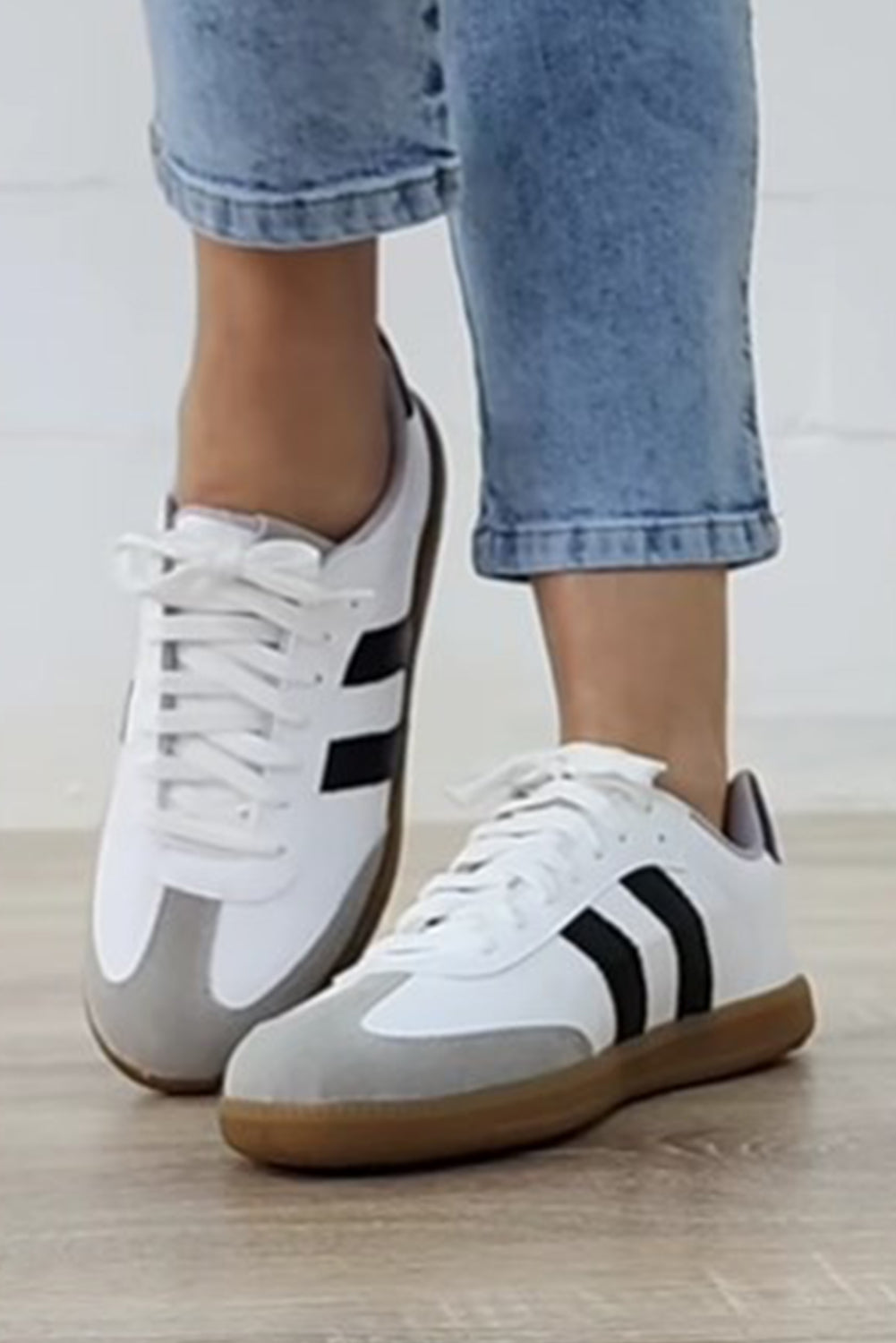 Willa Striped Lace-up Flat Sneakers Threaded Pear
