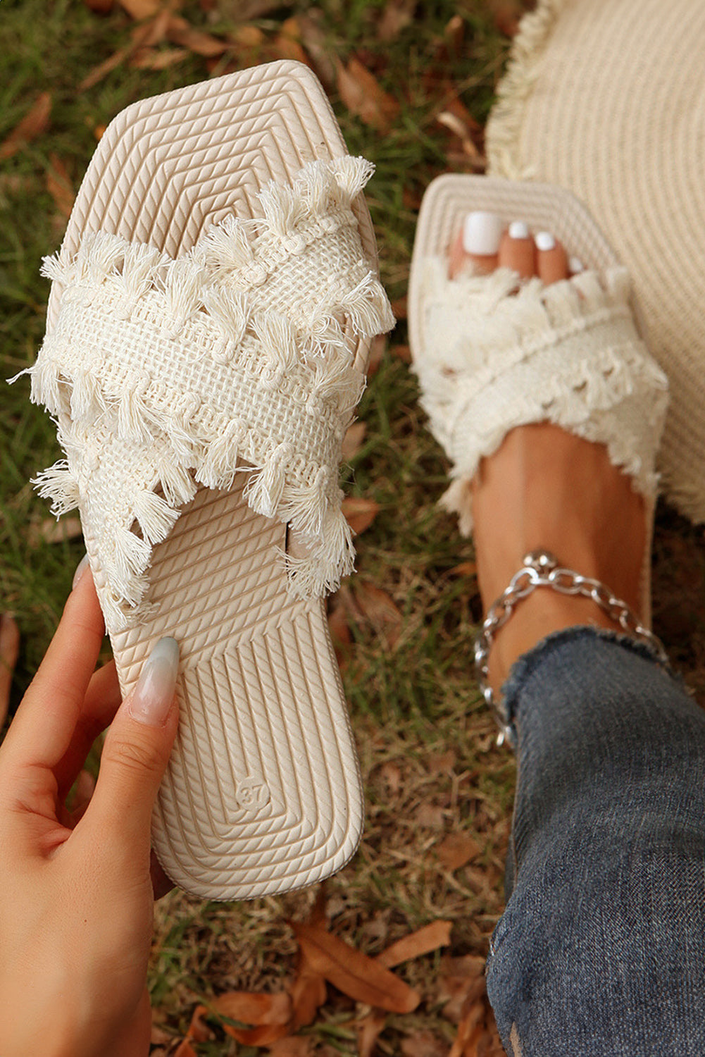 Vada Tassel Woven Crossed Straps Flat Slippers Threaded Pear