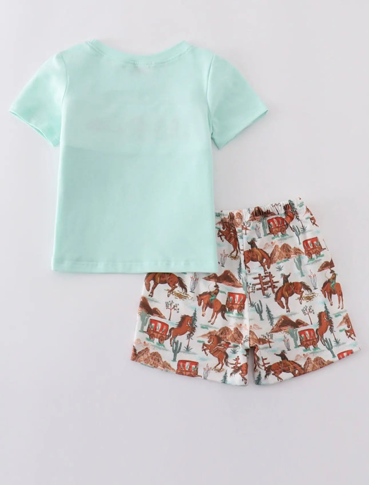 Western smocked boy set - Get it from Bo