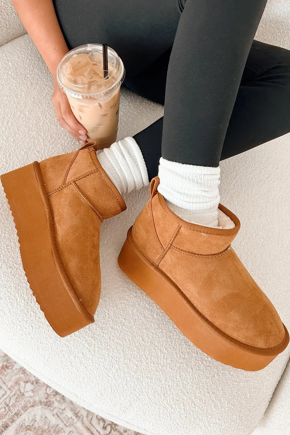 Anna Fur Lined Suede Ankle Snow Boots Threaded Pear