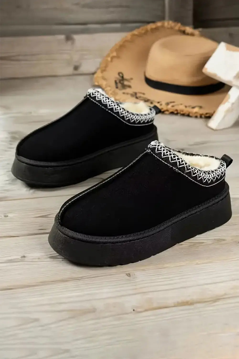 Jade Suede Plush Lined Snow Boots Threaded Pear