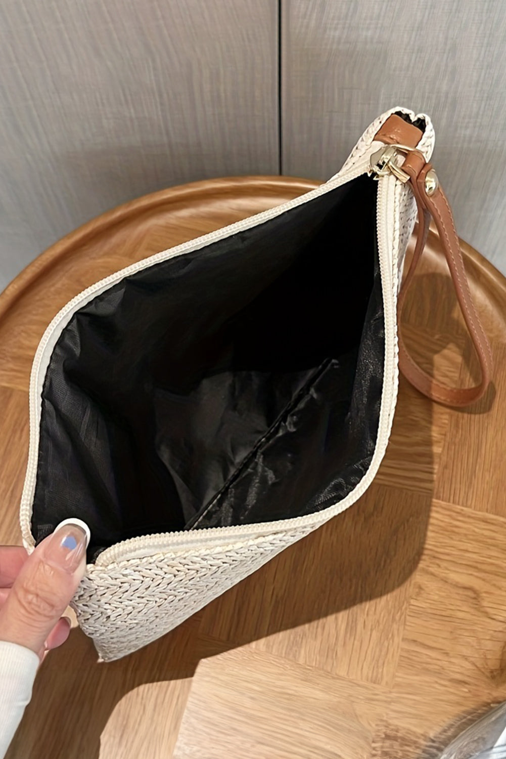 Estrella Straw Woven Wrist Strap Wristlet Threaded Pear