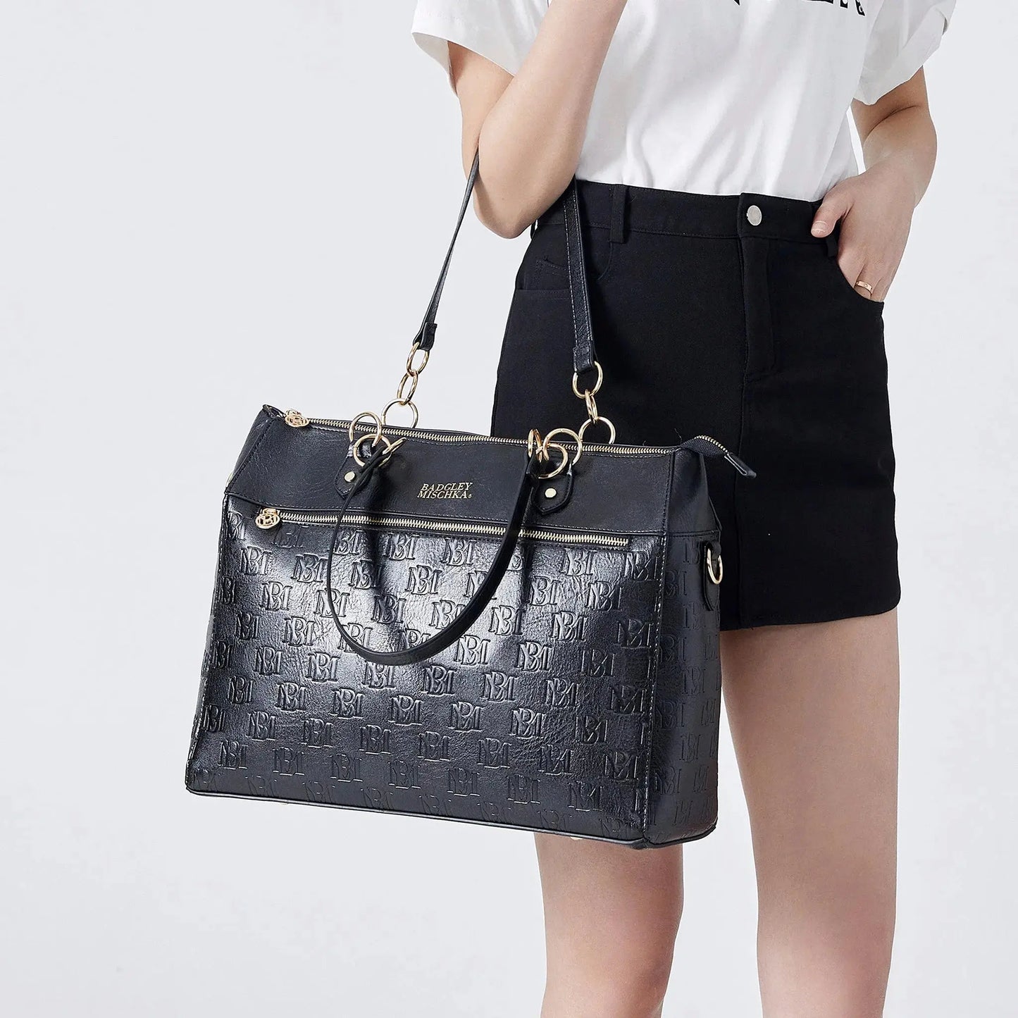 Madalyn Rustic Vegan Leather Weekender Tote Bag Travellty