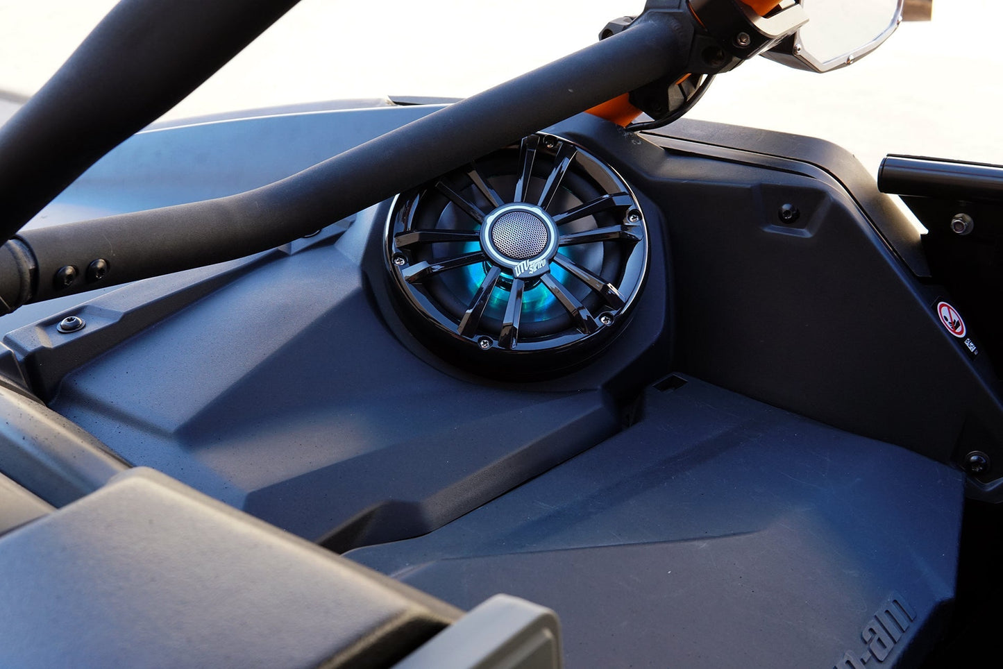 Can-Am® X3 6.5" Dash Panel Speaker Enclosures | UTVS-X3-DP65 Dunes 2 Dezert SXS