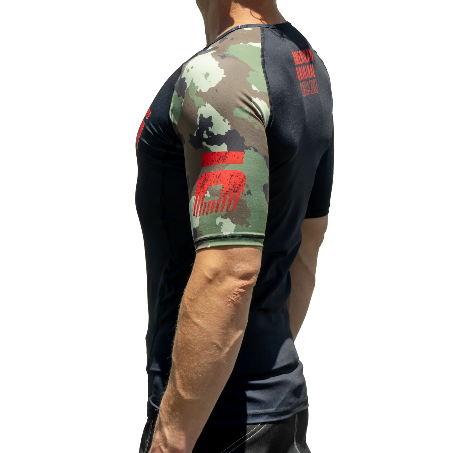 Dutch Camo Short Sleeve Rash Guard - Get it from Bo