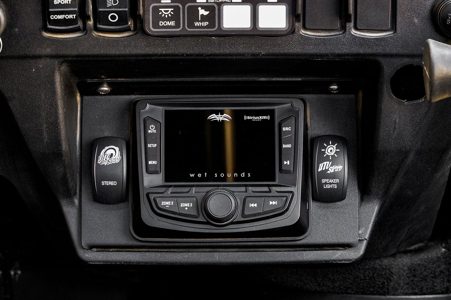 RZR® Signature Series Stage 6 Stereo Kit | UTVS-RZR-S6-S Dunes 2 Dezert SXS