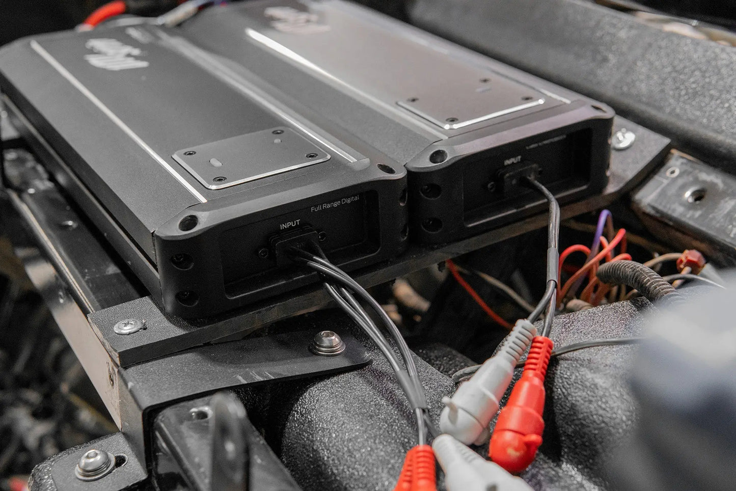 '14-'18 RZR® Amplifier Straps (Pair) | UTVS-RZR-AMP-STRAP-1418 Dunes 2 Dezert SXS