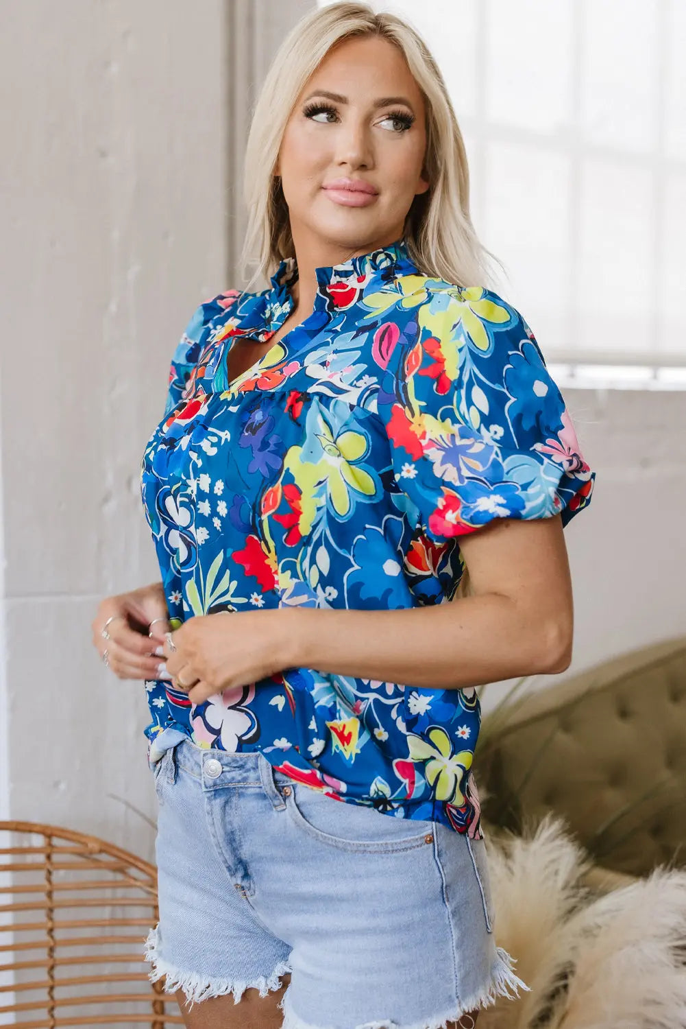 Ainara Flower Puff Short Sleeve Loose Blouse Threaded Pear