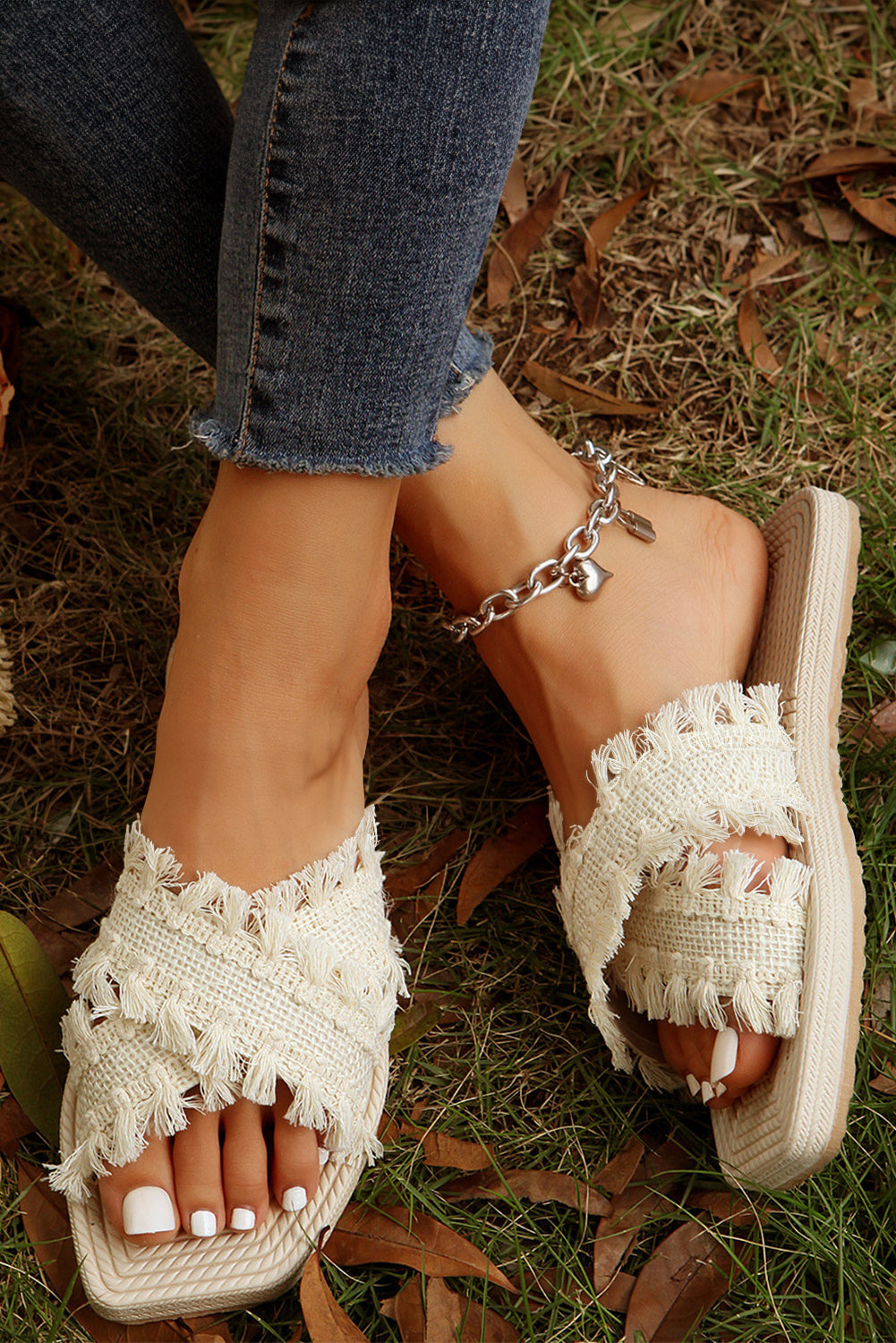 Vada Tassel Woven Crossed Straps Flat Slippers Threaded Pear