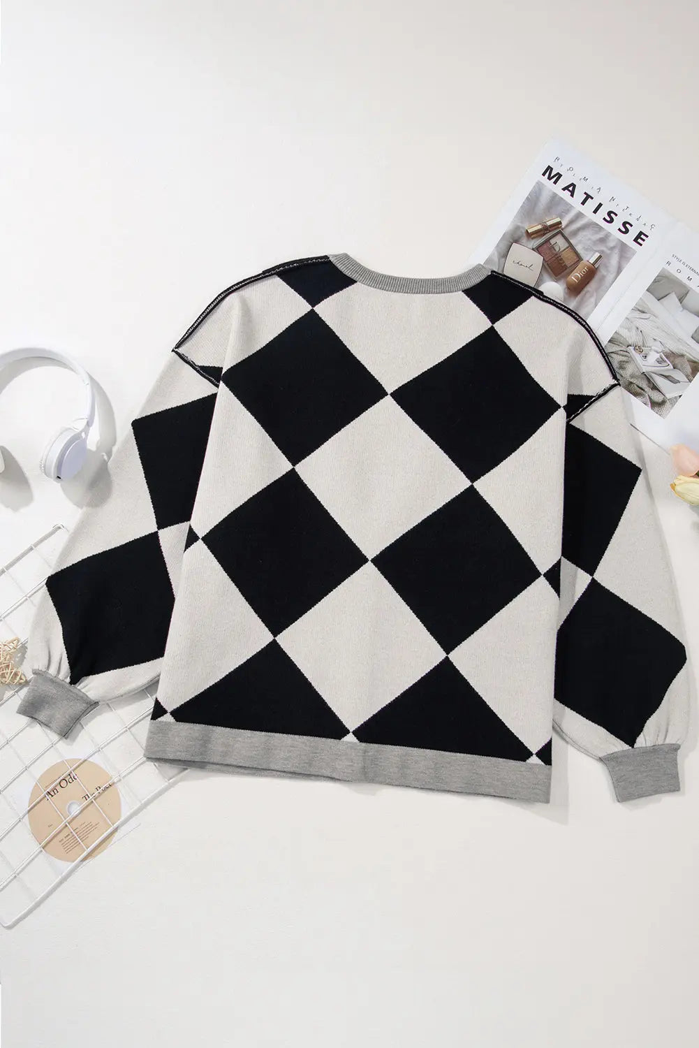 Sutton Buttoned Loose Cardigan Threaded Pear