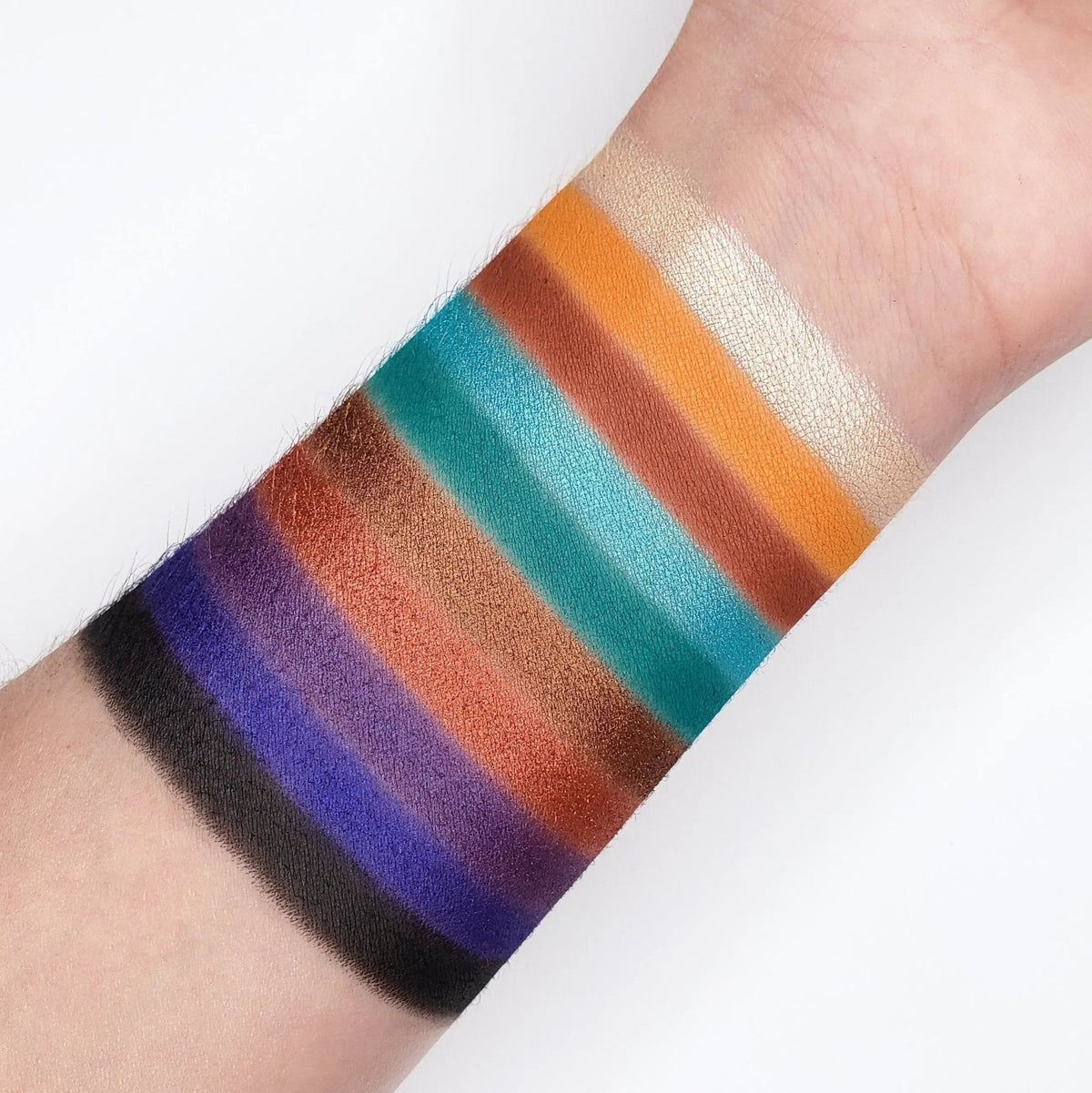 10 Color OMG Eyeshadow Collection OMG10 - Get it from Bo