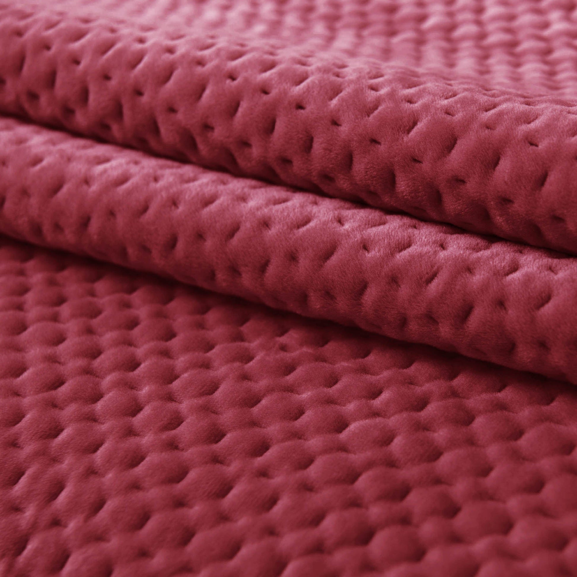 Kasentex All Season Cozy Velvet Quilt Set with Shams, Queen, King, Room Decor, Graduation Gifts Kasentex