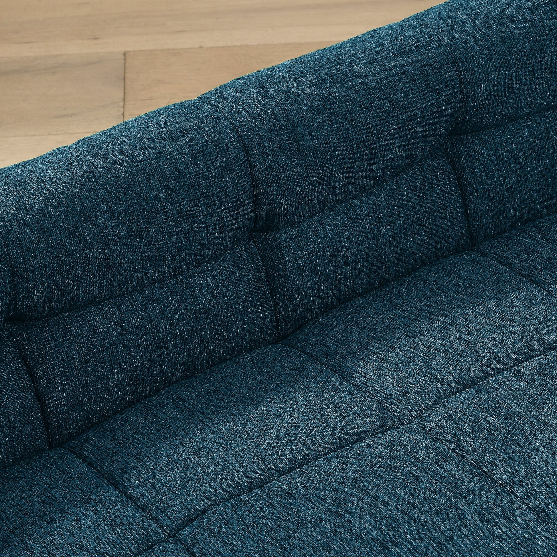 Soft Comfortable Pet Sofa with Backrest and Armrests Sangria Beech