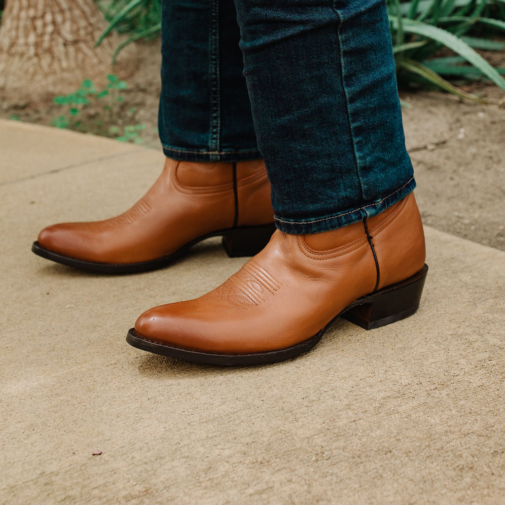Cowboy Dress Boots | Mens Classic Round-Toe Boots (H7001-Tan) - Get it from Bo