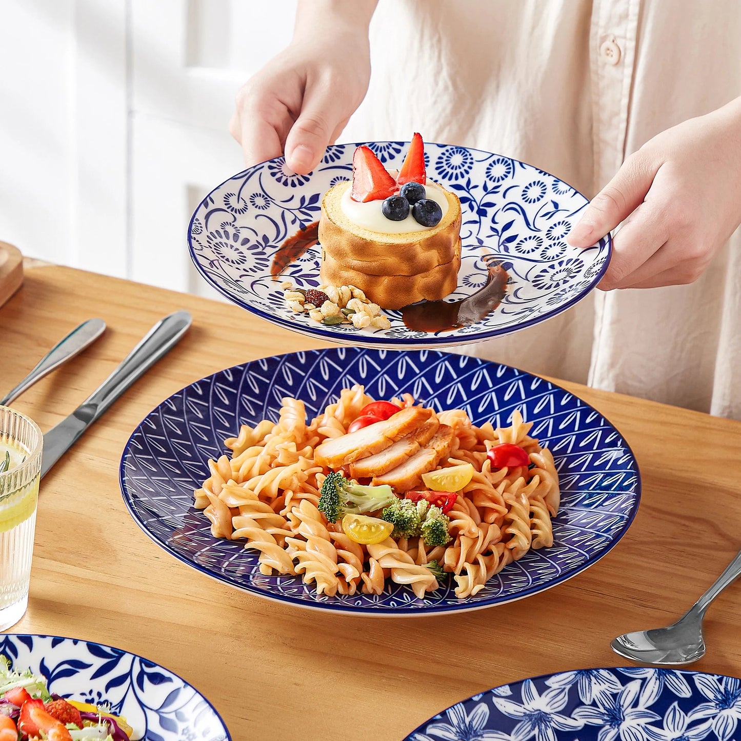 Blue and White China Blue Porcelain Plate Set 12/24/36 Get it from Bo