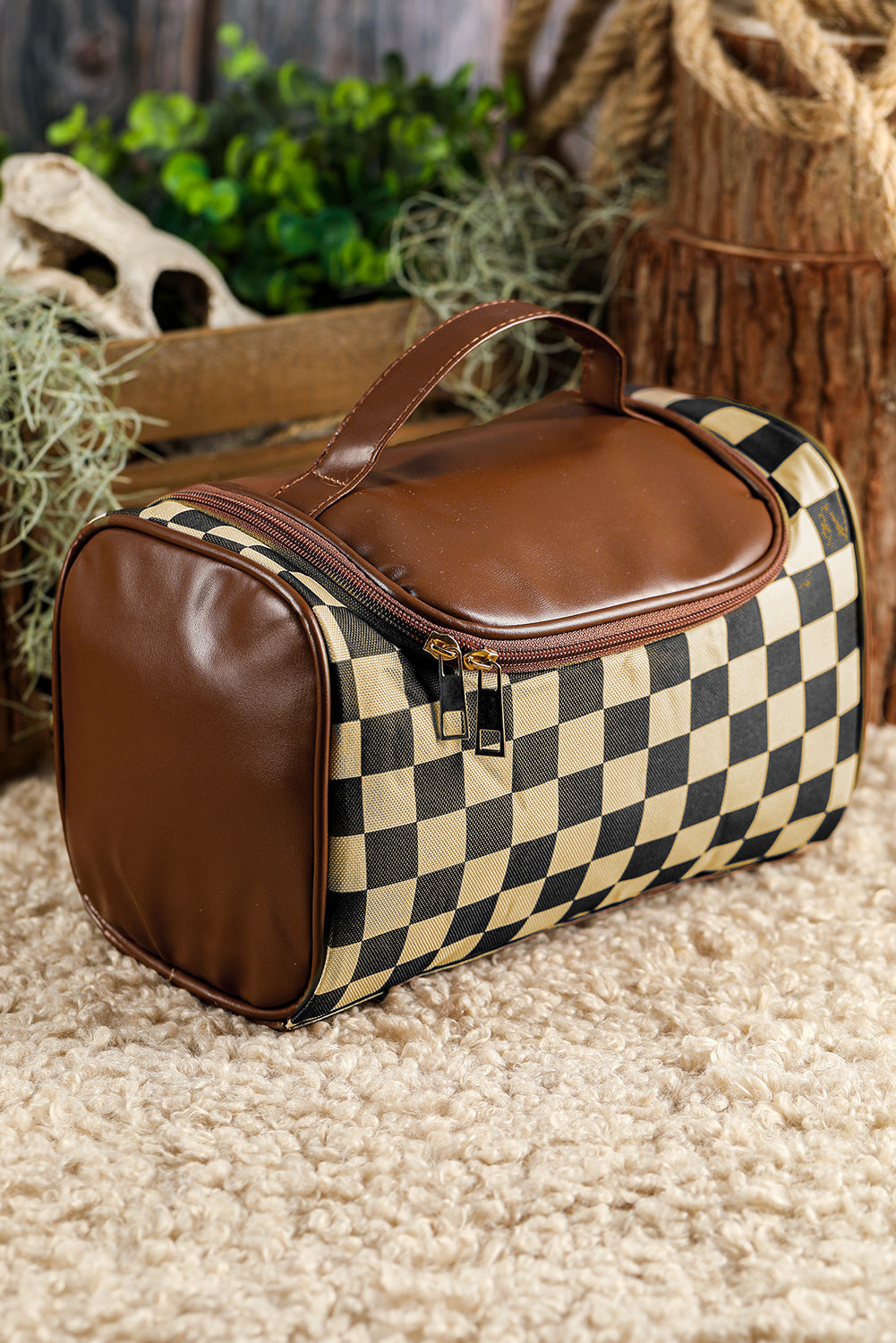 Black Checkered Zipper Makeup Bag