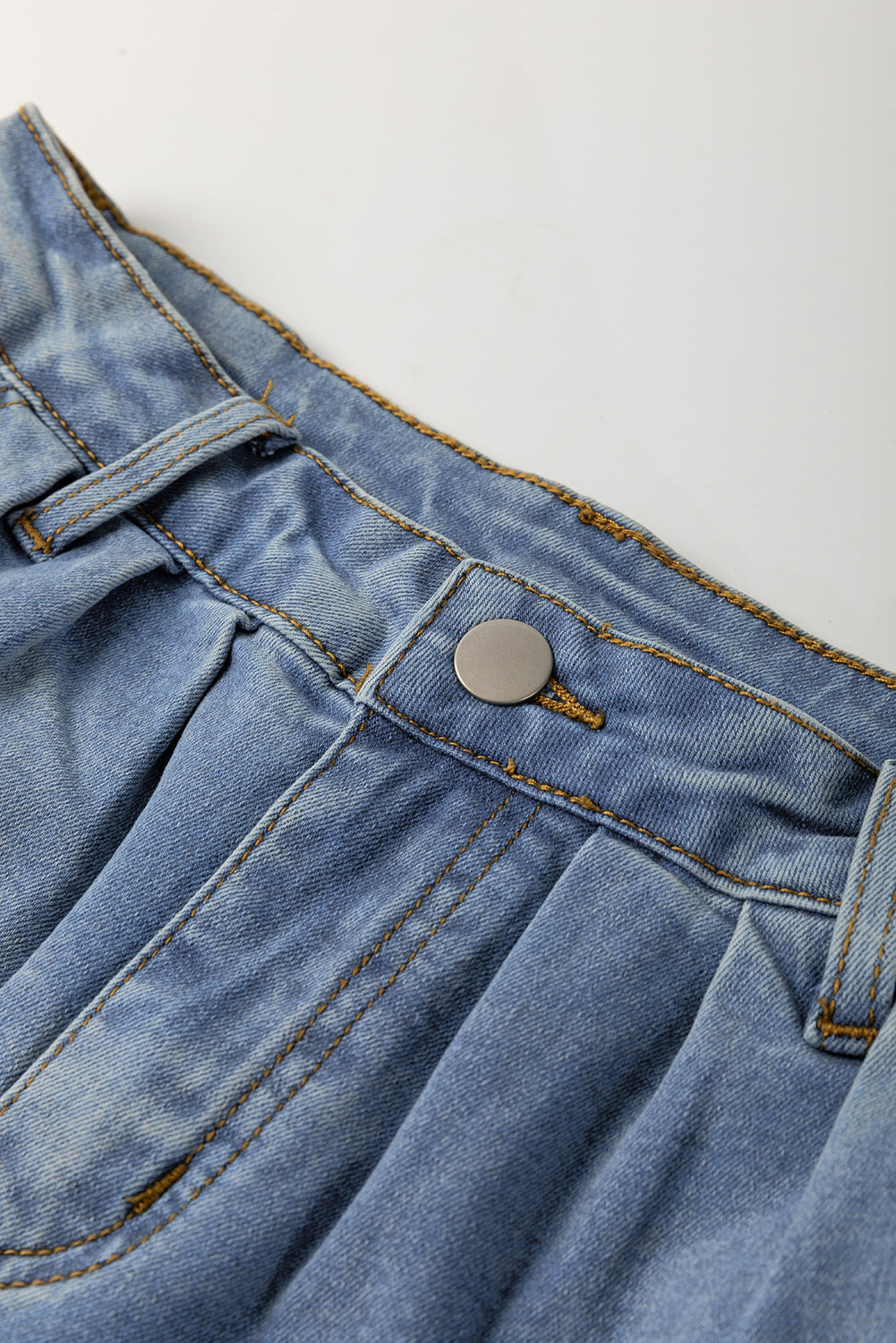 Scottie Blue Washed Pleated Detail Wide Leg Jeans Threaded Pear