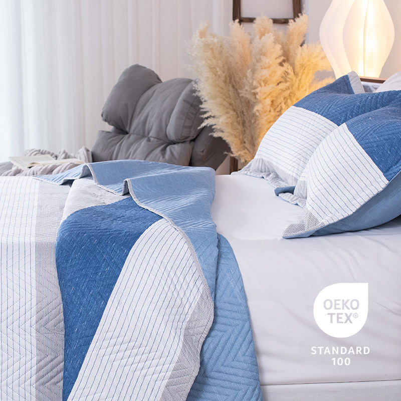 Kasentex Lightweight Reversible Stripe Quilt Set Bedding- Sky Blue and Ivory White, Room Decor, Graduation Gifts, Father's Day Gift Kasentex
