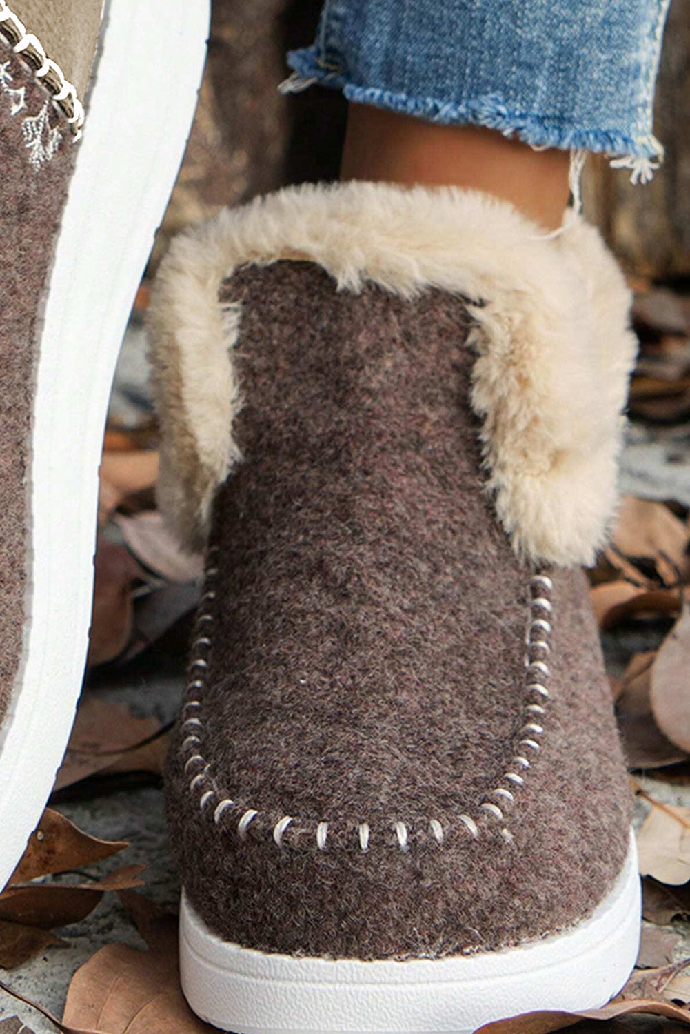 Anna Suede Stitching Plush Lined Anklet Boots Threaded Pear