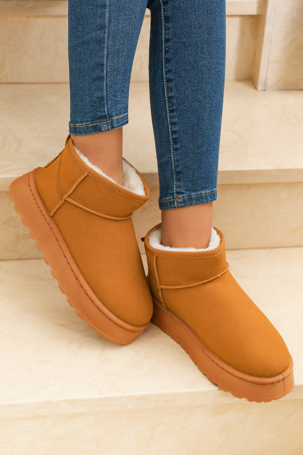 Anna Fur Lined Suede Ankle Snow Boots Threaded Pear