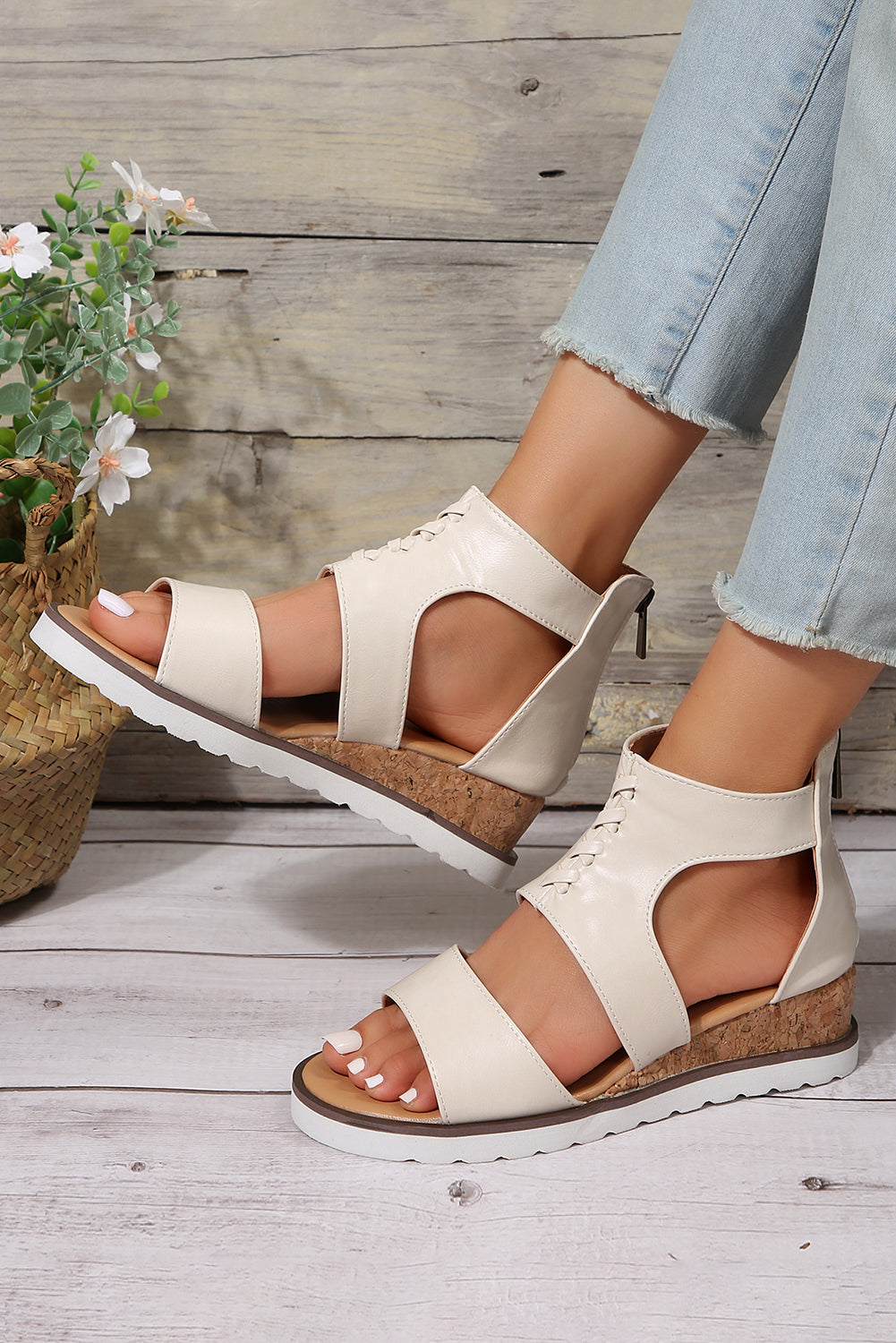 Nora Crisscross Hollowed Gladiator Sandals Threaded Pear