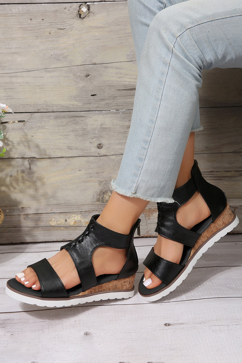 Nora Crisscross Hollowed Gladiator Sandals Threaded Pear
