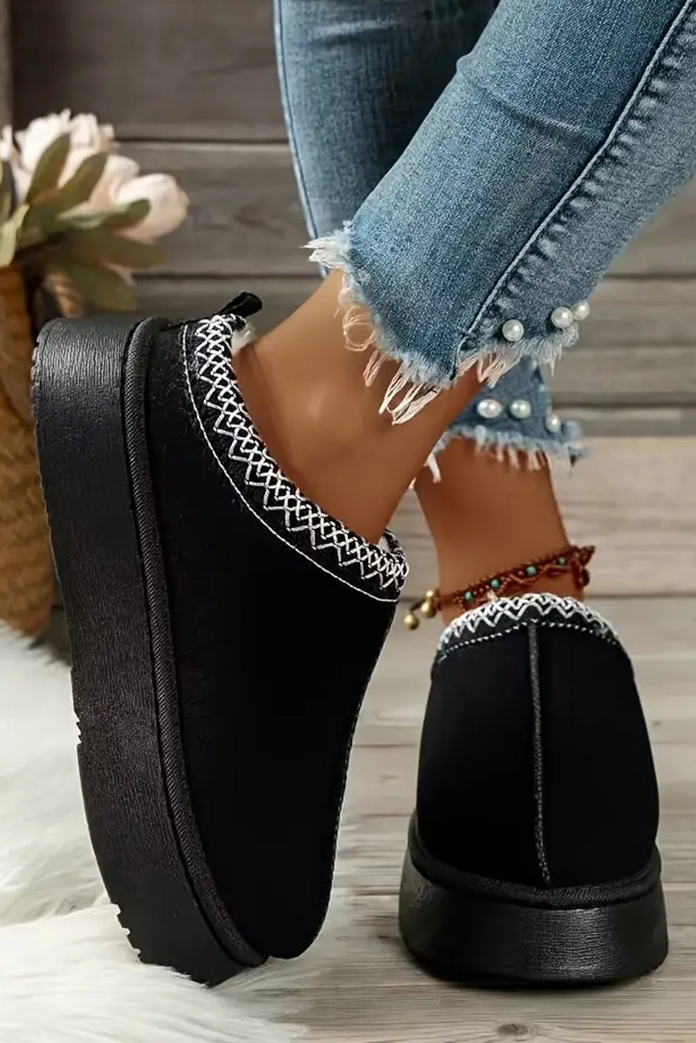 Jade Suede Plush Lined Snow Boots Threaded Pear