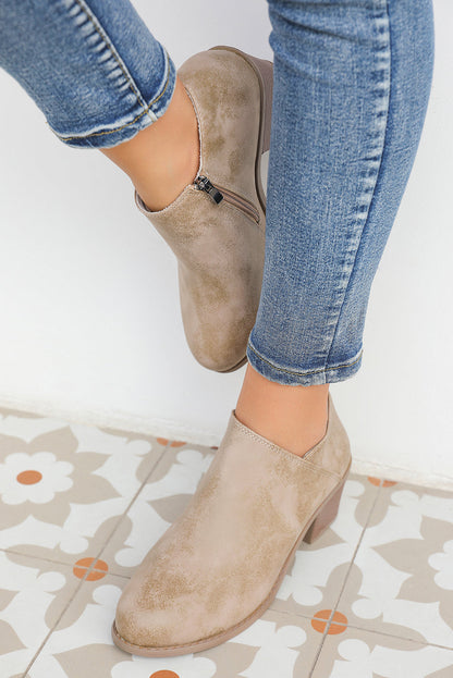 Tulip Opening Suede Ankle Boots