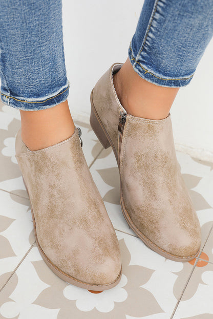 Tulip Opening Suede Ankle Boots