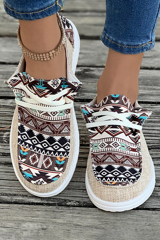Bailee Vintage Aztec Lace-up Flat Shoes Threaded Pear