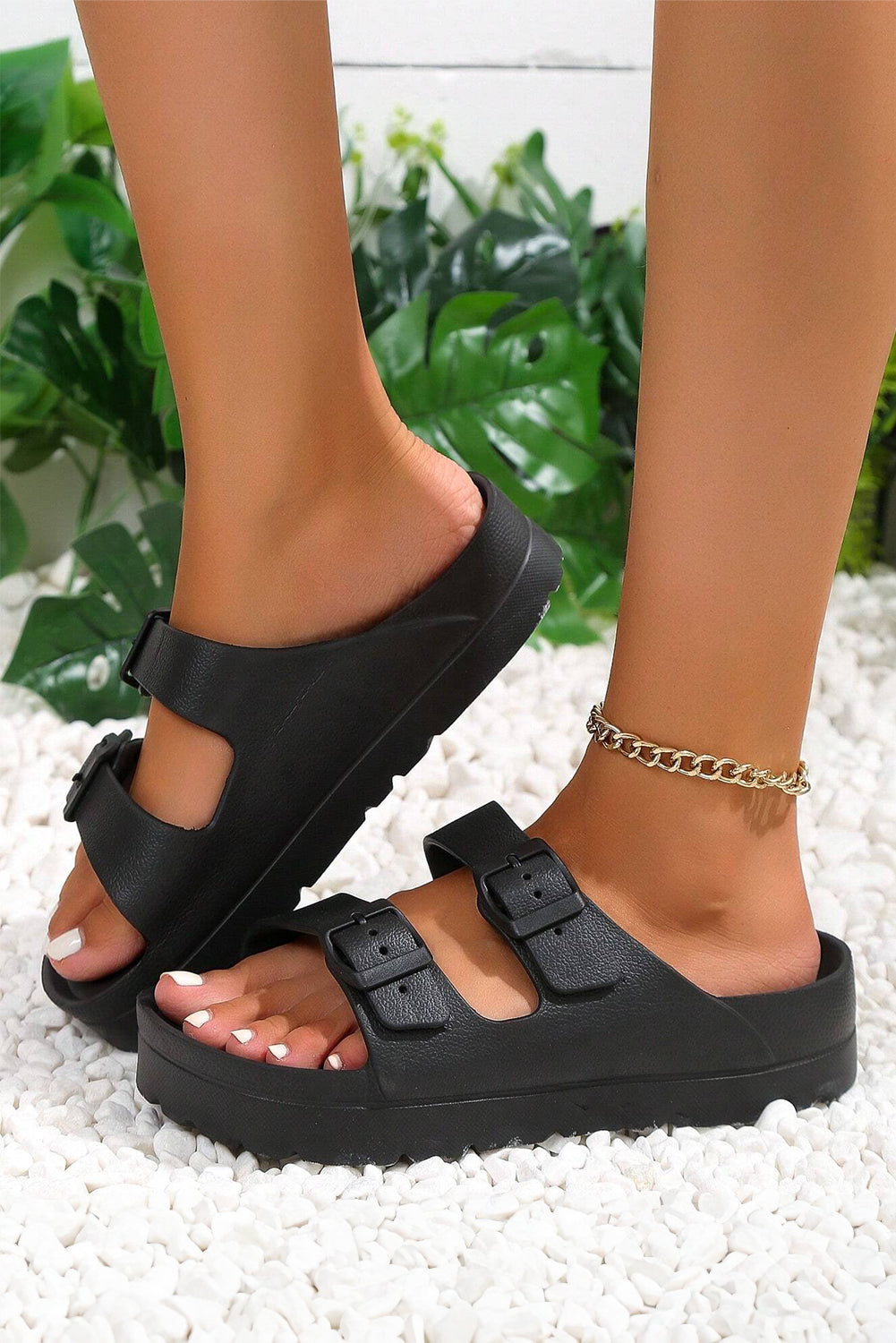 Double-buckle EVA Slippers Threaded Pear