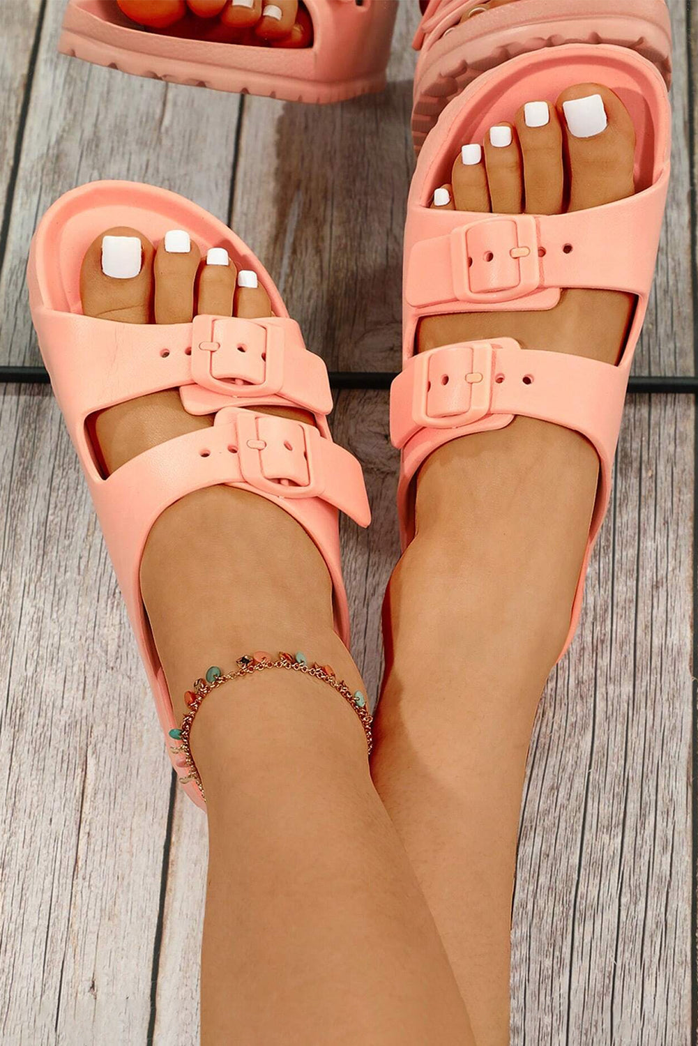 Double-buckle EVA Slippers Threaded Pear