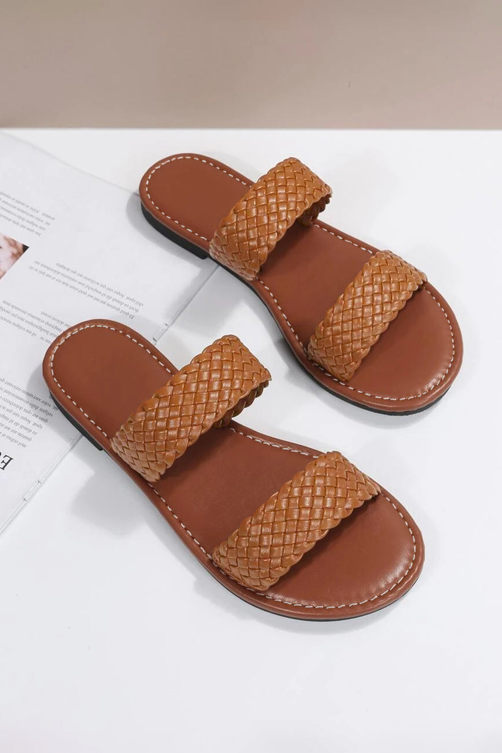 Braided Double Band Leathered Flat Slippers Threaded Pear