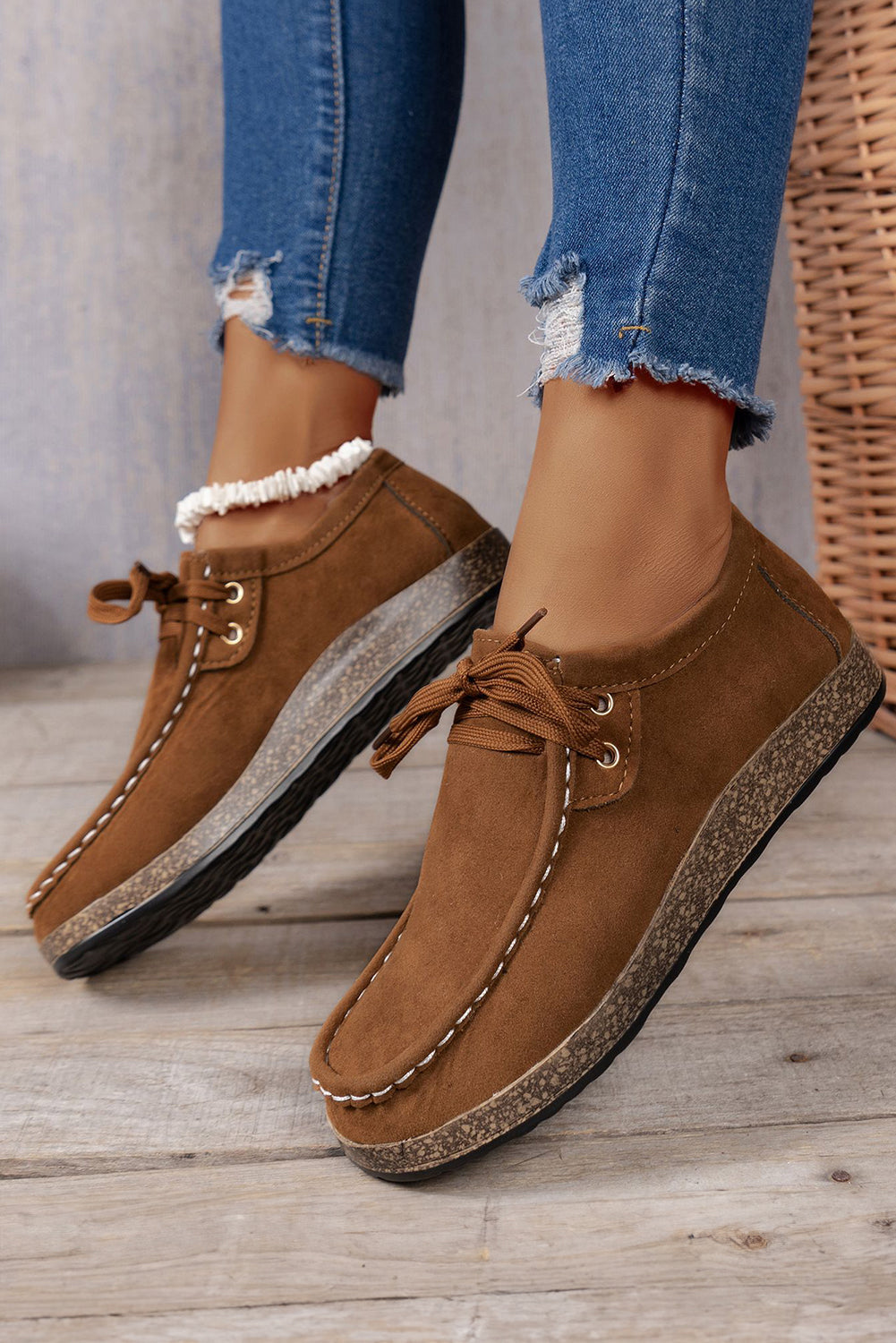 Sutton Thick Sole Lace-up Casual Shoes Threaded Pear