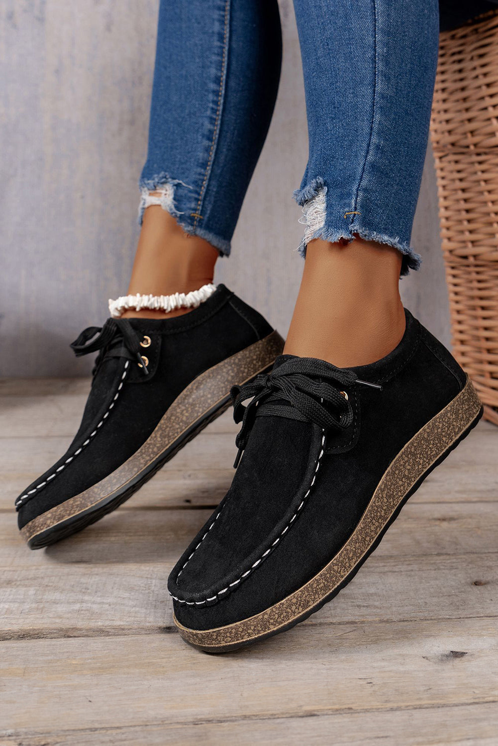 Sutton Thick Sole Lace-up Casual Shoes Threaded Pear