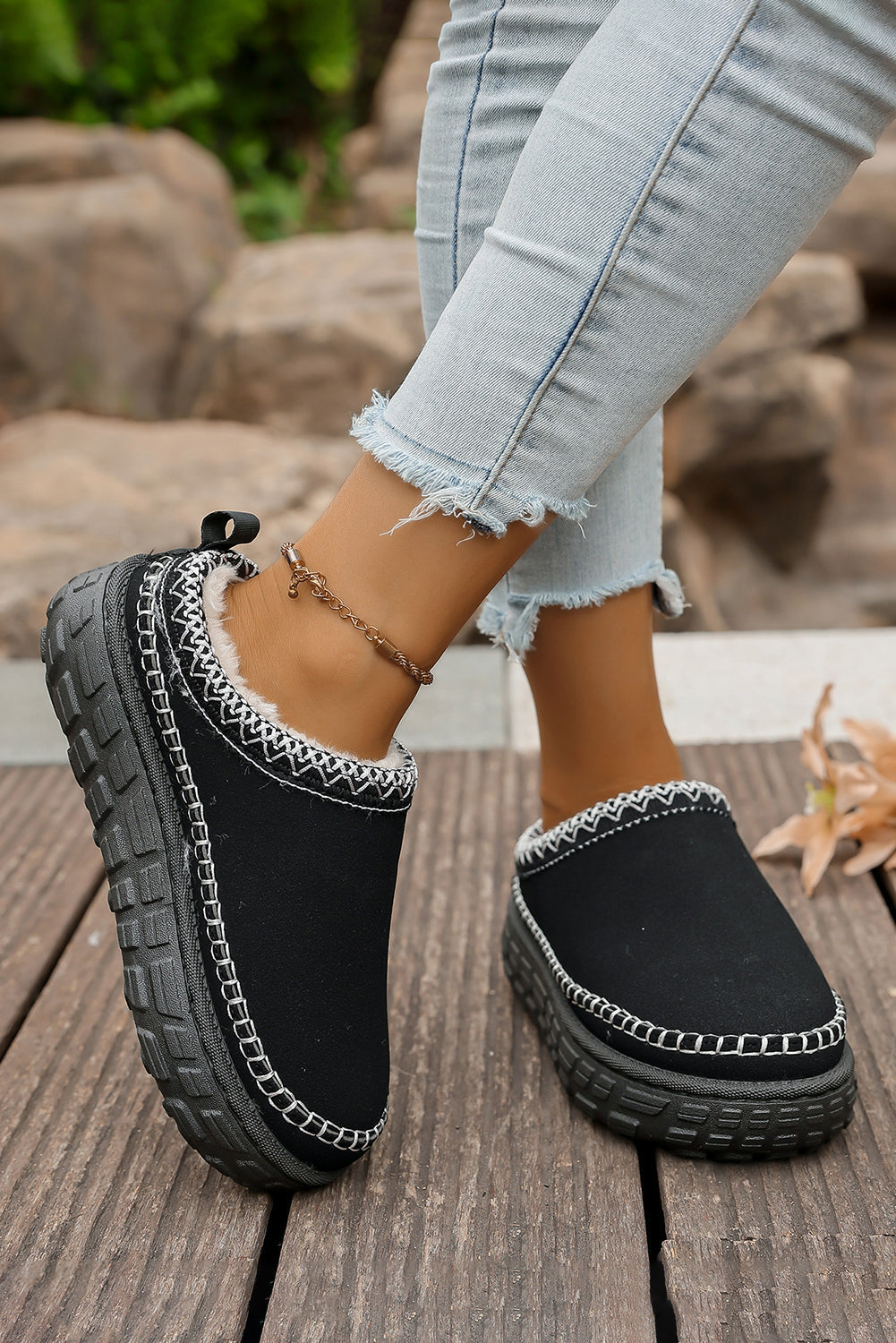 Millie Plush Winter Clog Slippers Threaded Pear
