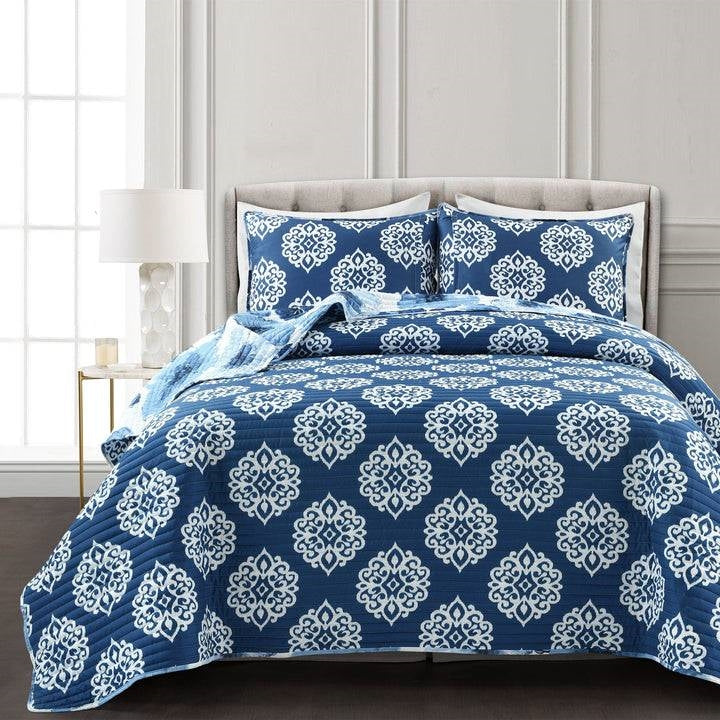 King size Blue Flowers Lightweight Polyester Microfiber Quilt Set FastFurnishings