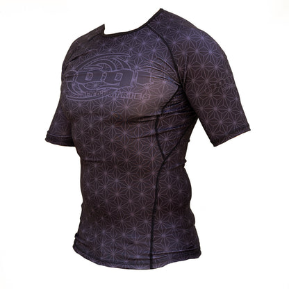 Spectral Short Sleeve Rashguard - Black (SS) - Get it from Bo