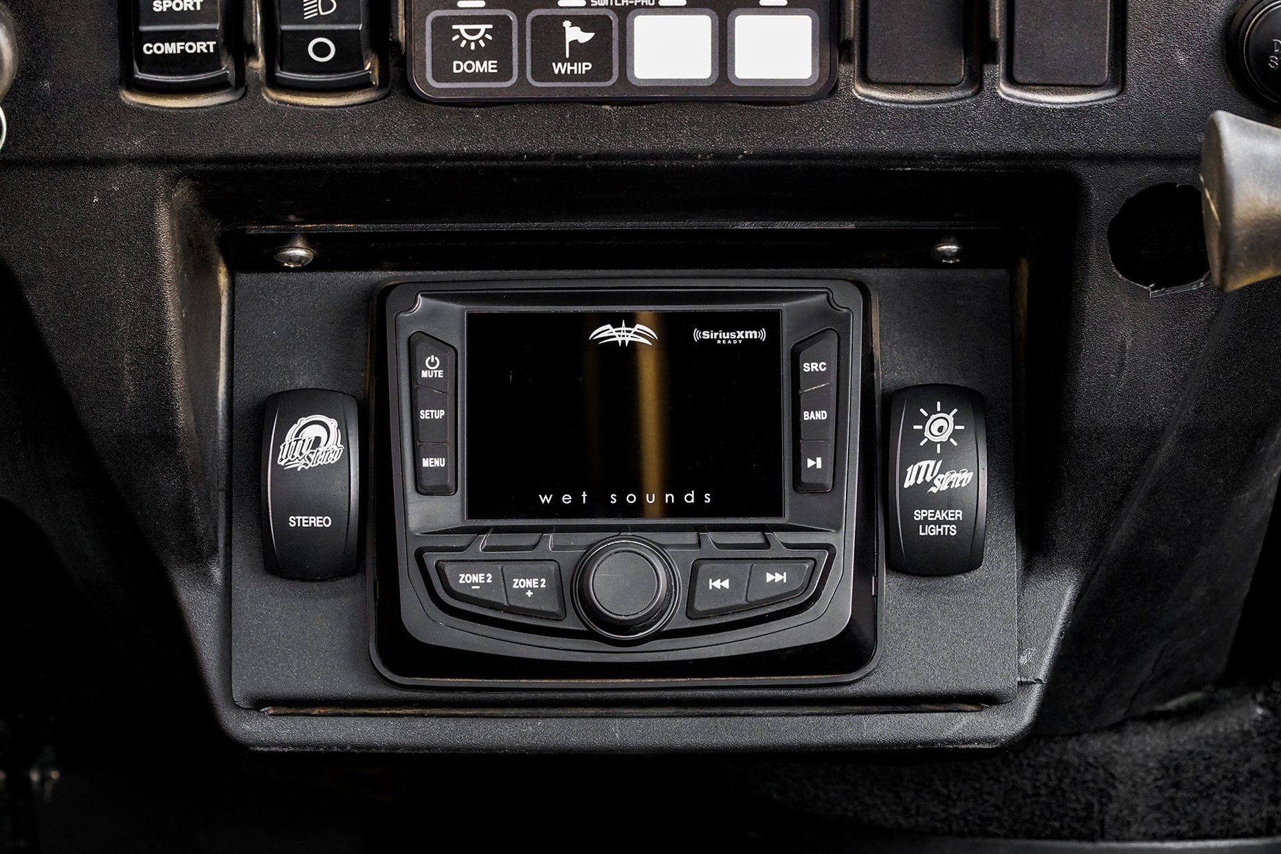 RZR® Signature Series Stage 6 Stereo Kit | UTVS-RZR-S6-S Dunes 2 Dezert SXS
