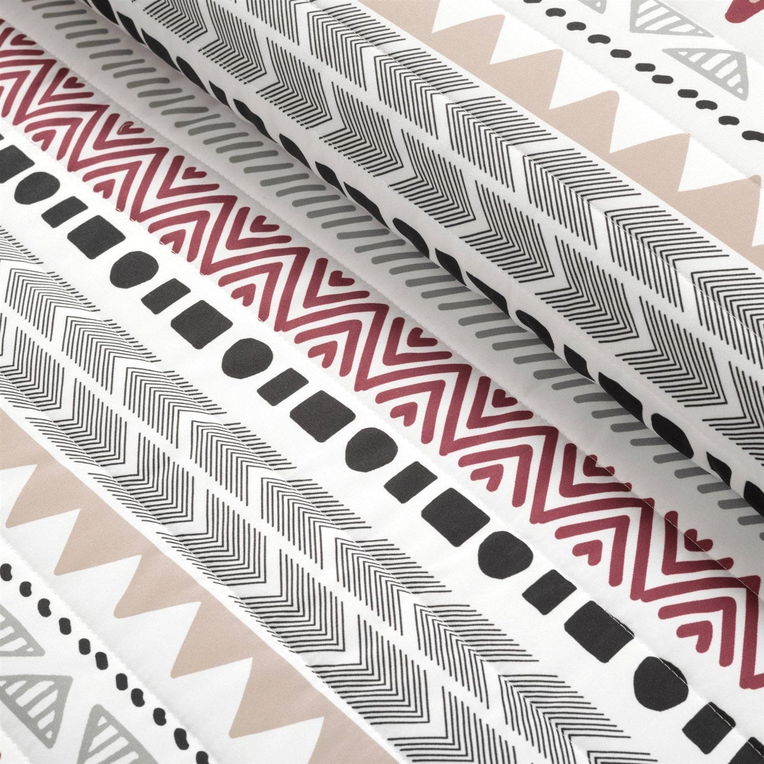 Full/Queen Lightweight Rustic Red Chevron Stripe Reversible 3 Piece Quilt Set FastFurnishings