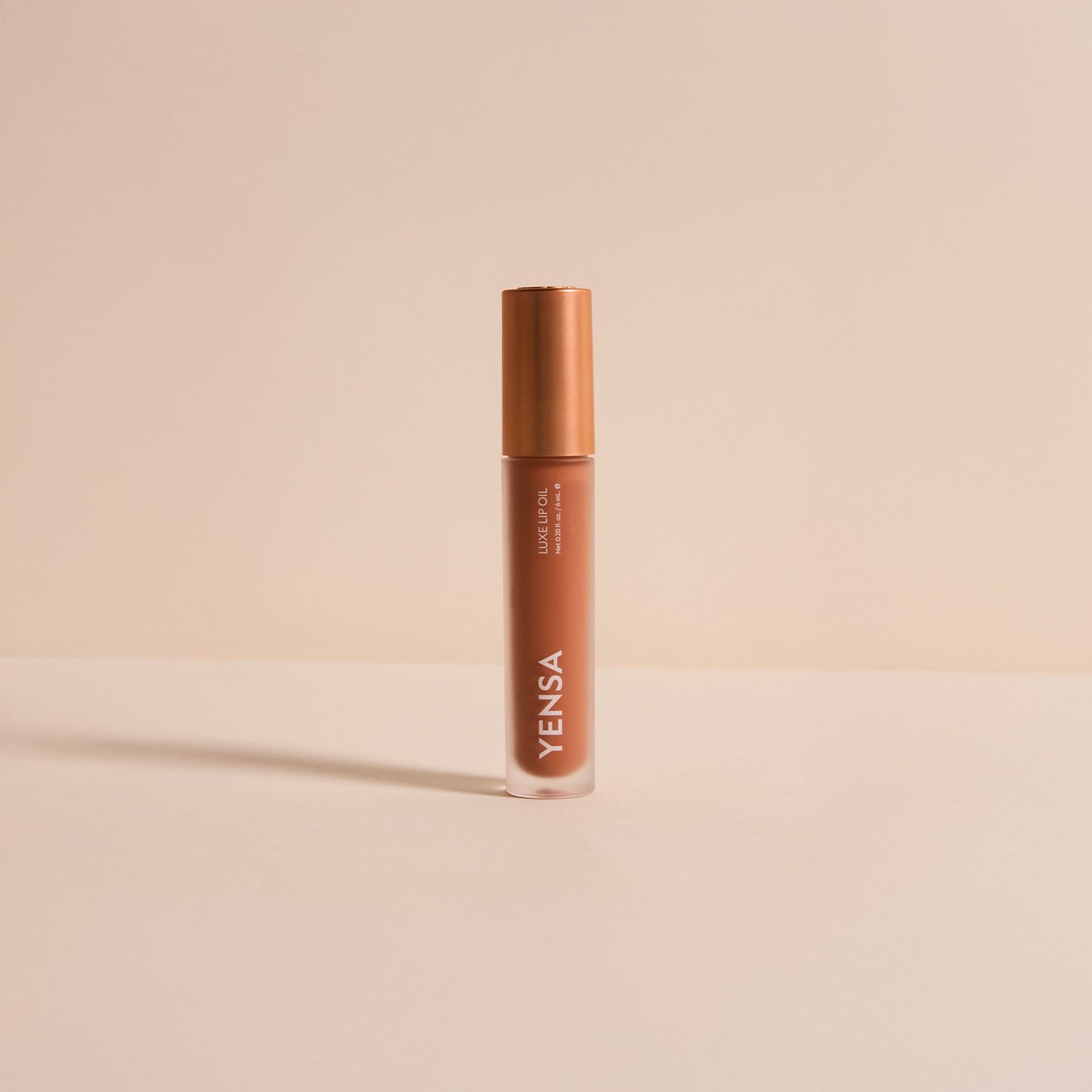 Luxe Lip Nourishing Oil with Hyaluronic + Vitamin E YENSA