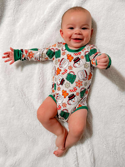 Cookies and candycane long sleeve leo - Get it from Bo