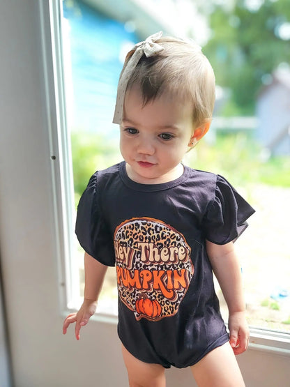 Hey there pumpkin flutter leo - Get it from Bo