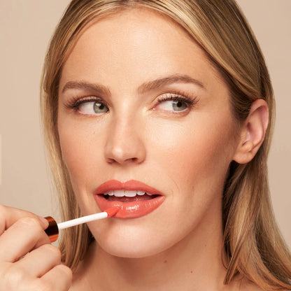 Luxe Lip Nourishing Oil with Hyaluronic + Vitamin E YENSA