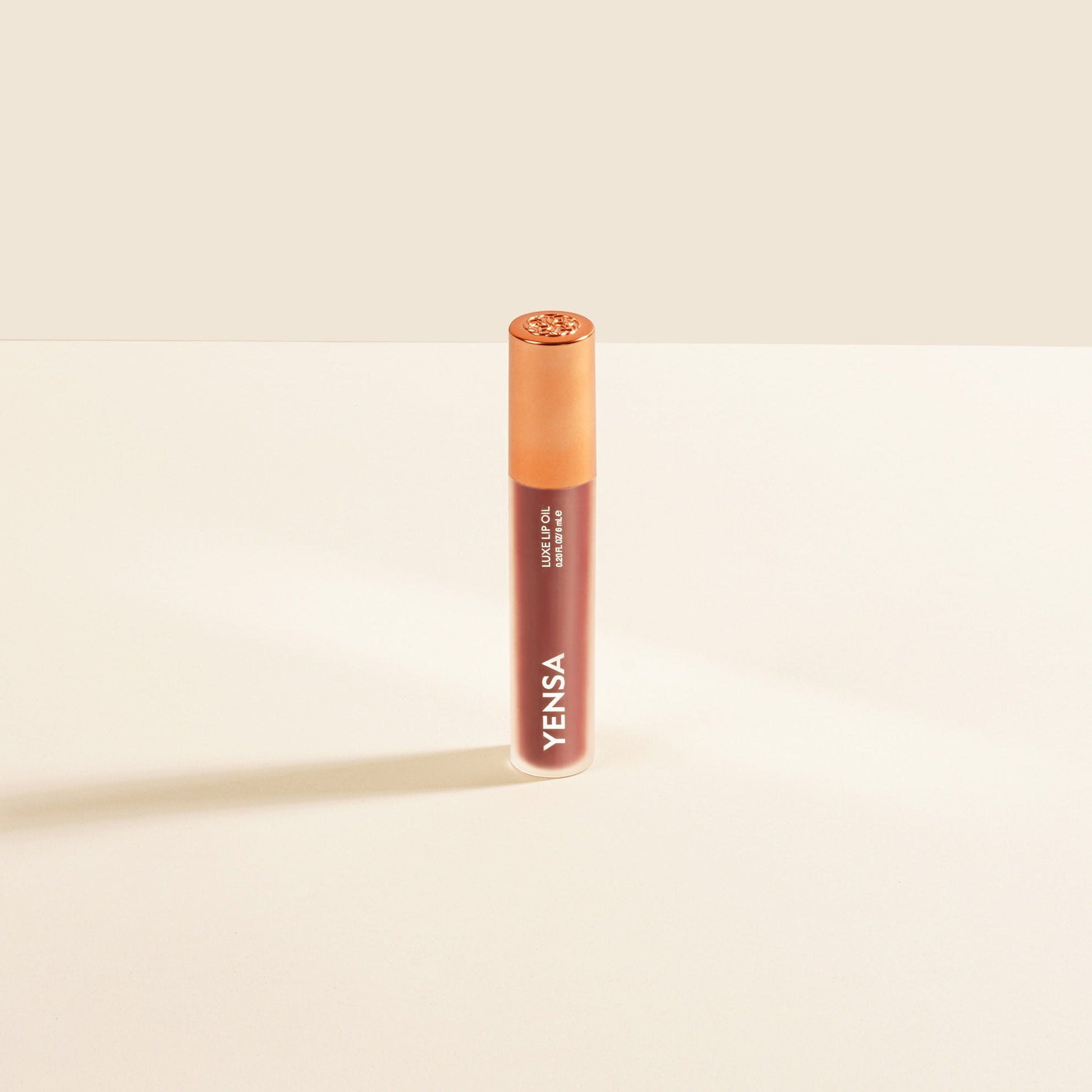 Luxe Lip Nourishing Oil with Hyaluronic + Vitamin E YENSA