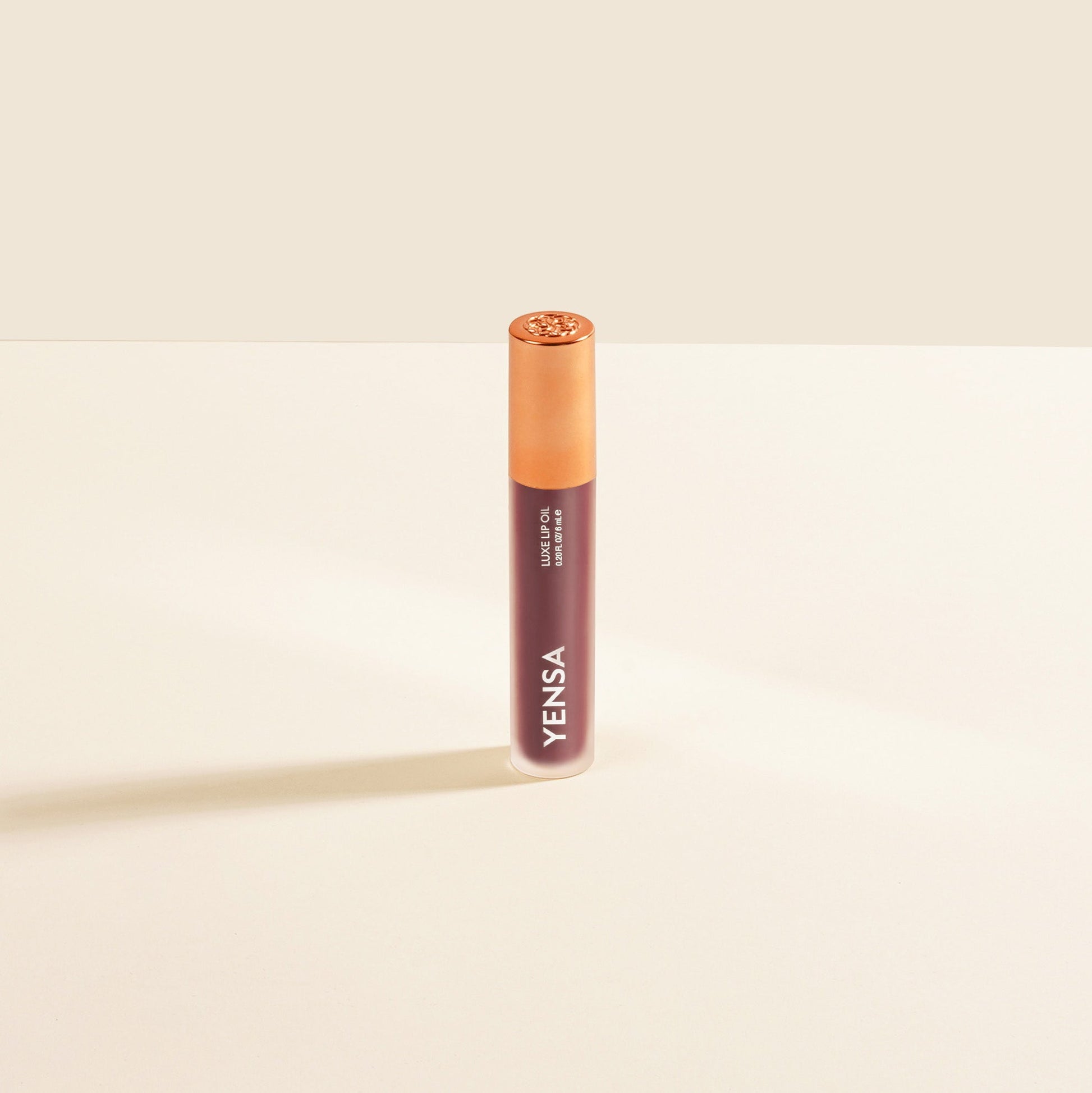 Luxe Lip Nourishing Oil with Hyaluronic + Vitamin E YENSA