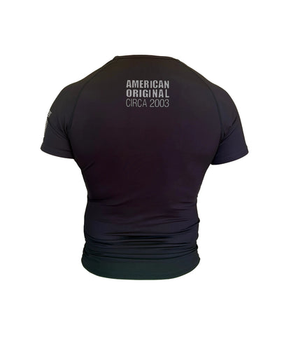 Core Short Sleeve Rash Guard - BLACK - Get it from Bo