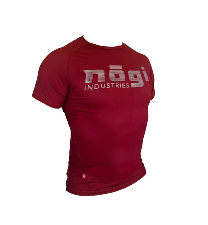 Core Short Sleeve Rash Guard - MERLOT RED - Get it from Bo