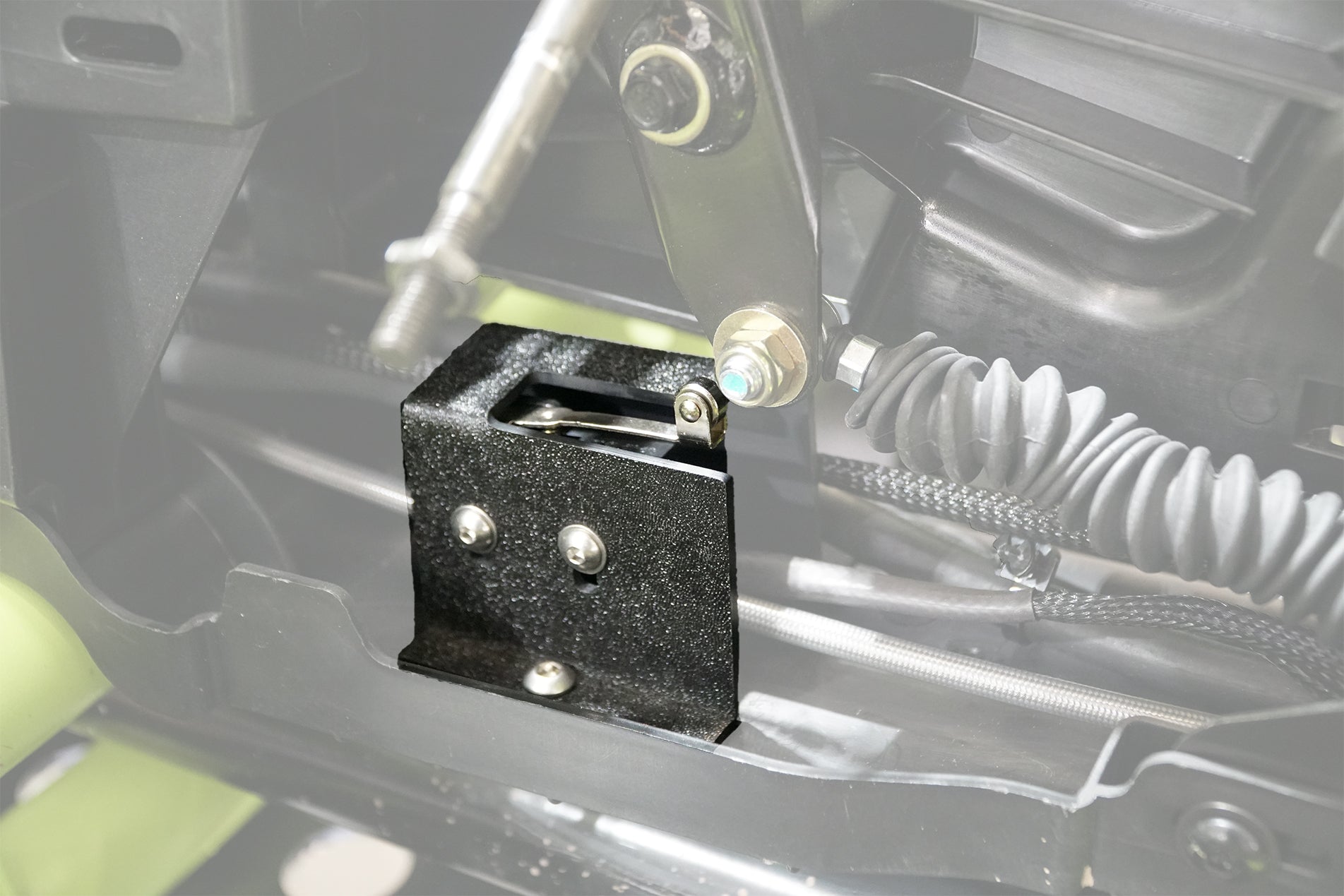 Reverse Trigger With Harness | UTVS-REV-TRIGGER Dunes 2 Dezert SXS